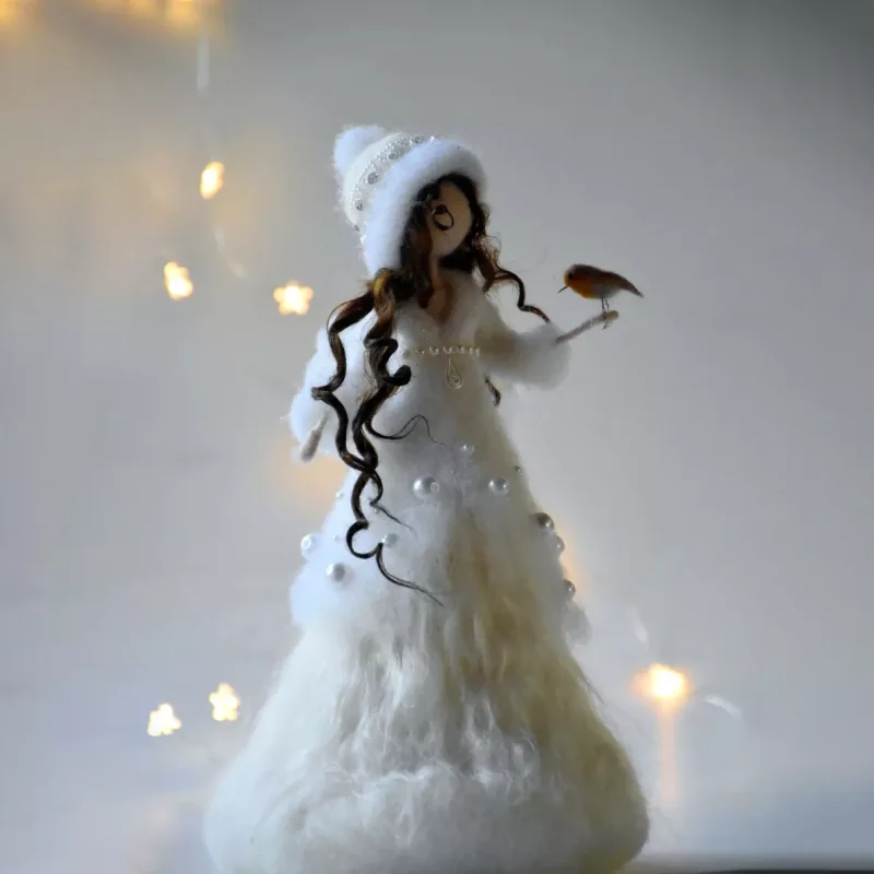 Christmas Angel topper with Robin 03