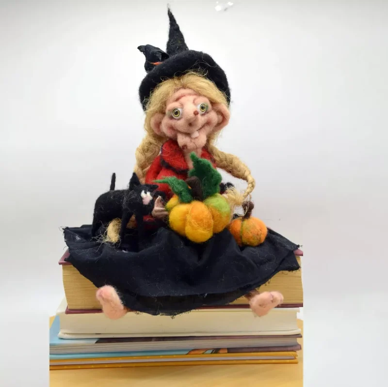Halloween witch with cat and pumpkin 01.webp