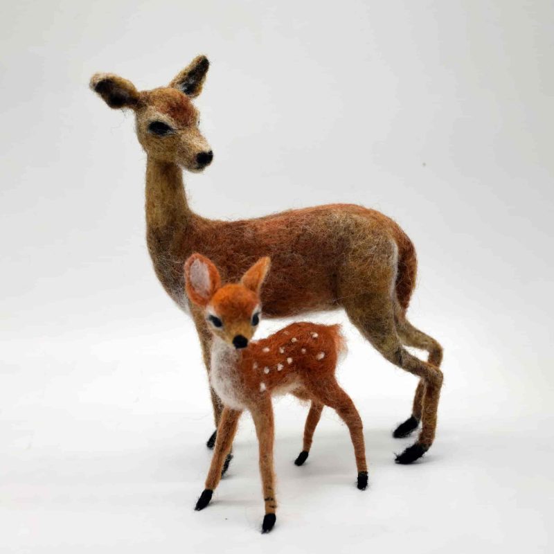 Needle Felted Christmas White Deer Handmade Art Doll Home Decoration 04.webp